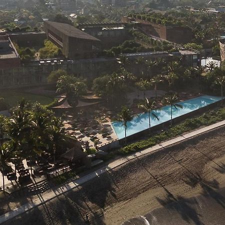 Potato Head Suites & Studios Seminyak Kültér fotó Aerial view of the hotel